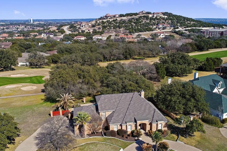 410 Golf Crest Ln in the Lake Travis area
