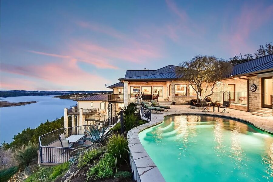 417 Coventry Rd in the Lake Travis area